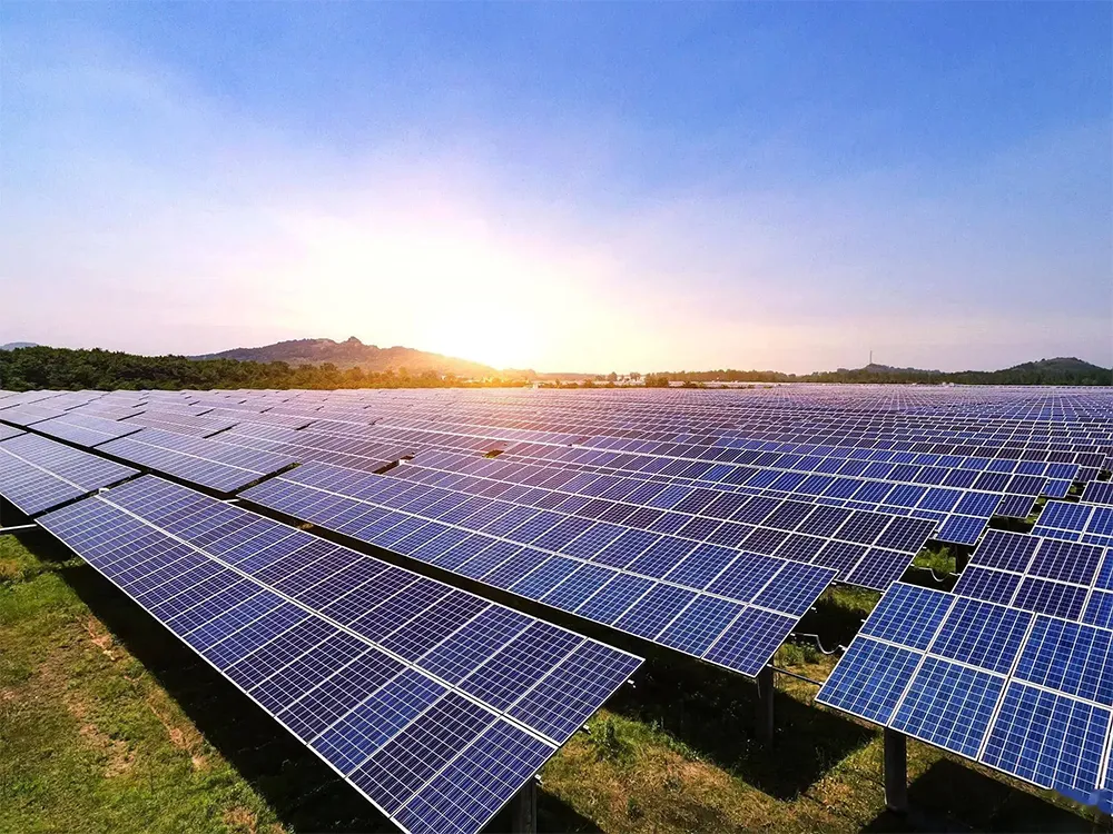 Understanding the Cost of a 10kW Three-Phase Hybrid Inverter